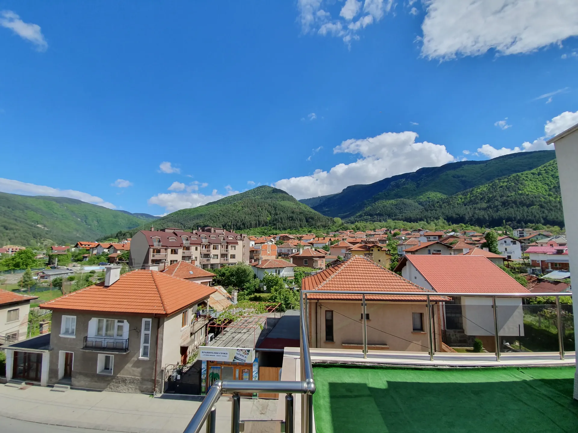Пейзаж около Енис хотел, Сапарева баня